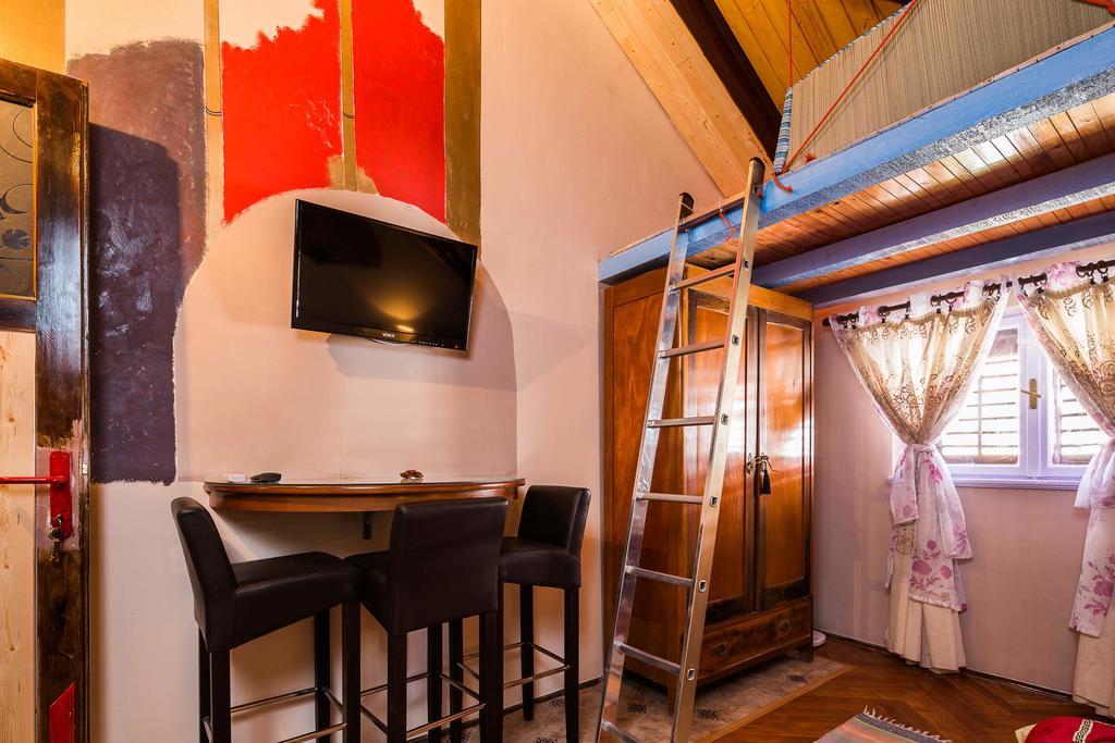 Guest House Roman Horizon Split Room photo